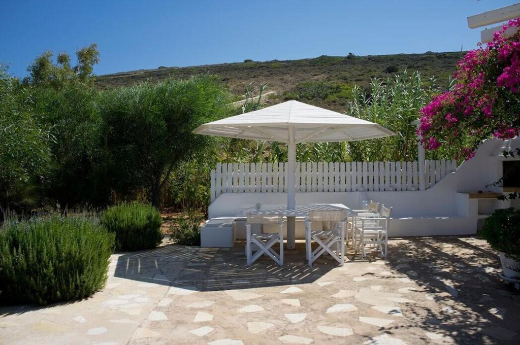 Joy'S Villa In Ampelas, Paros Bagian luar foto